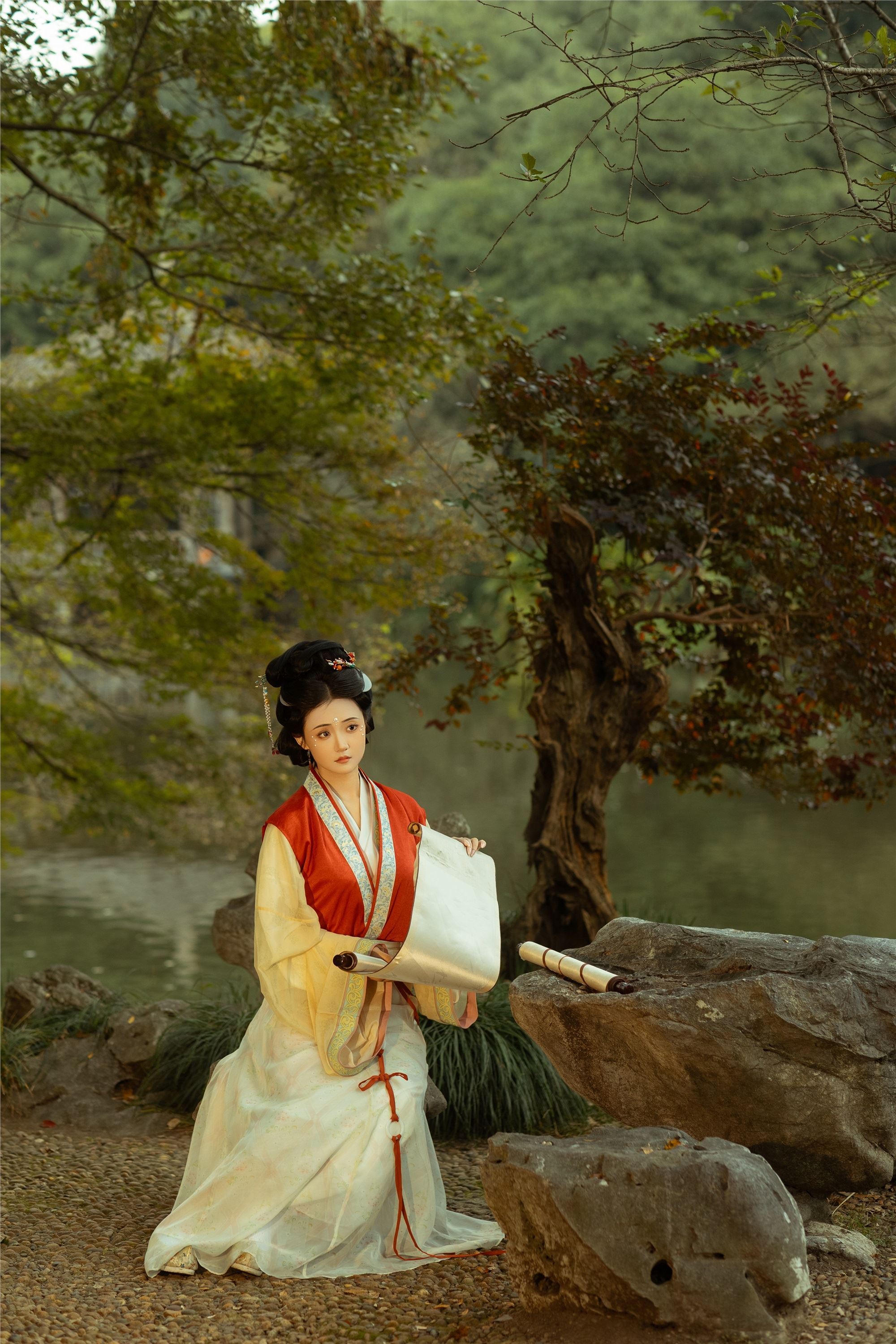 YITUYU艺图语 2025.01.25 晚来秋雨 雪樱